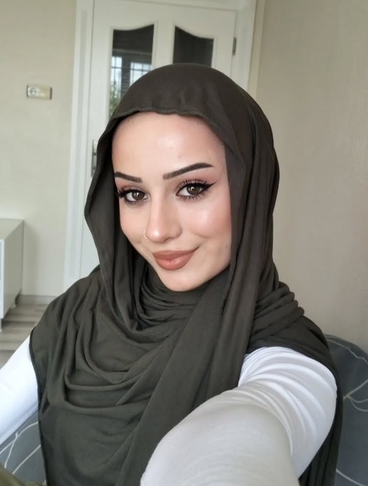 İnönü Saatlik Görüşen Escort Bayan Ceren