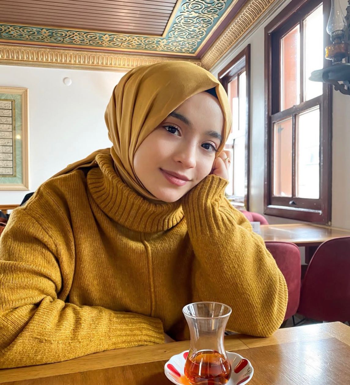 8 Kasım Sevgi Dolu Kadın Bayan Escort Feray