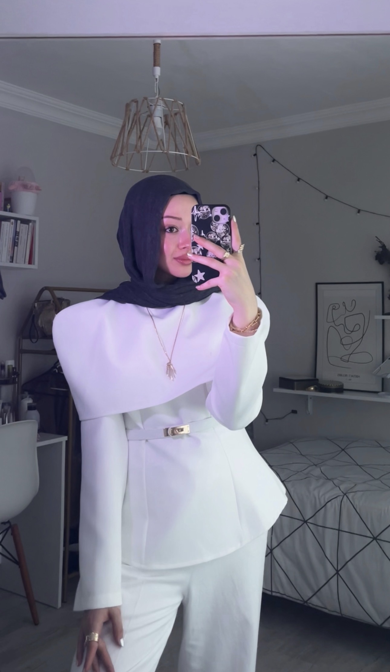 Kırıkköy İlham Veren Partner Bayan Escort Kadeh