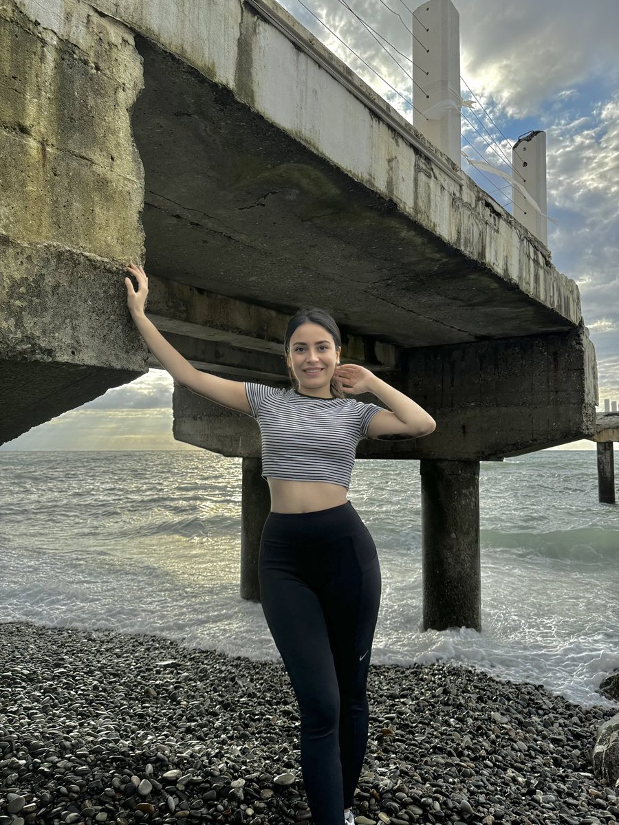 Güneş Elden Ödemeli Escort Bayan Efsane